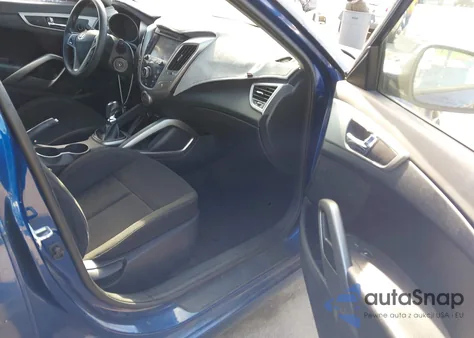 2016 Hyundai Veloster z USA, uszkodzony, nr VIN KMHTC6AD5GU259591